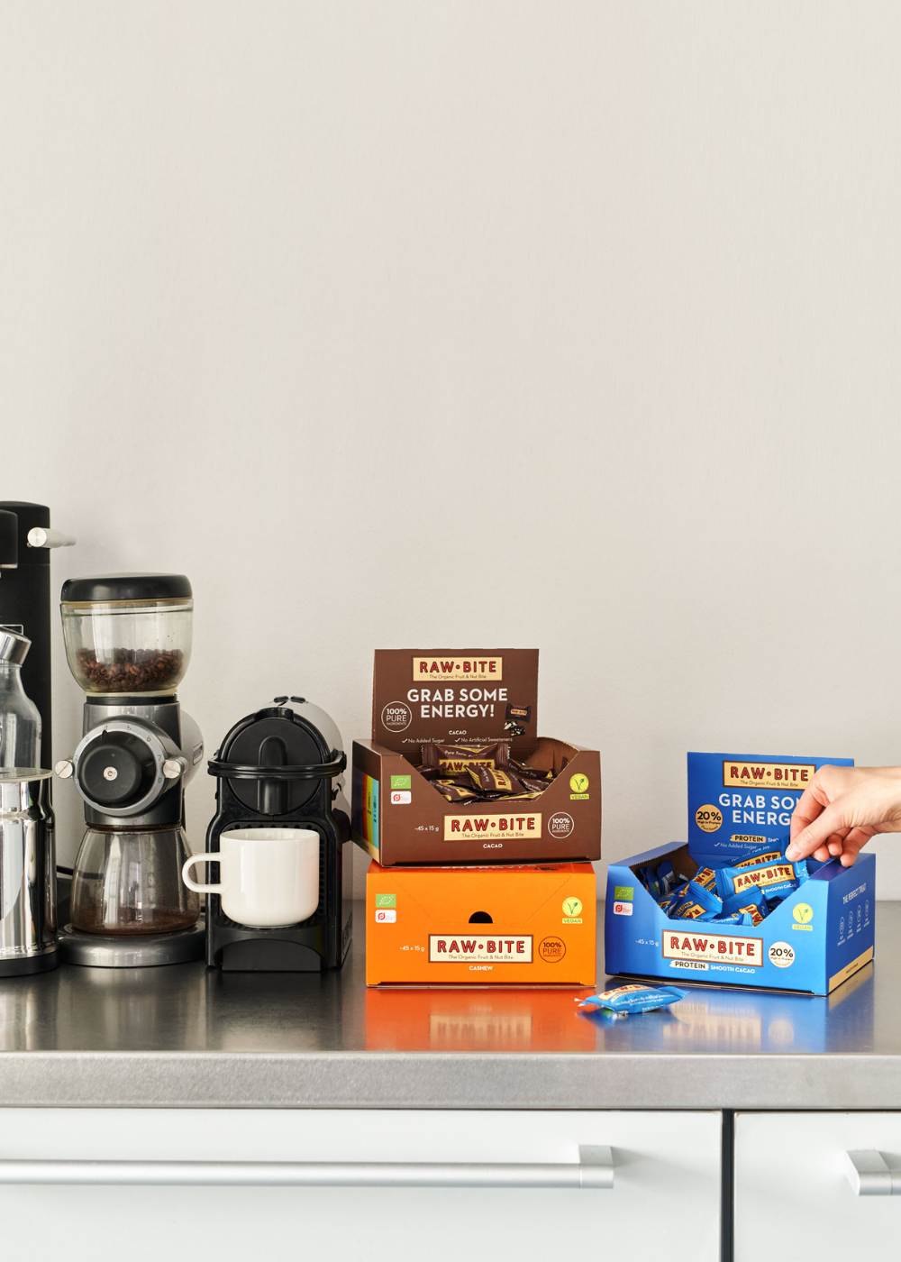 RAWBITE Office Boxes bei der Kaffeemaschine