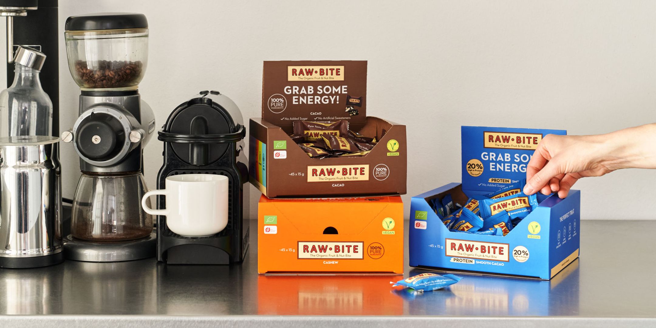 RAWBITE Office Boxes bei der Kaffeemaschine